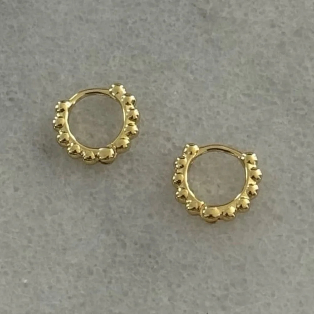 Gold Beaded Small Huggie Hoop Earrings Brand New

Brand New